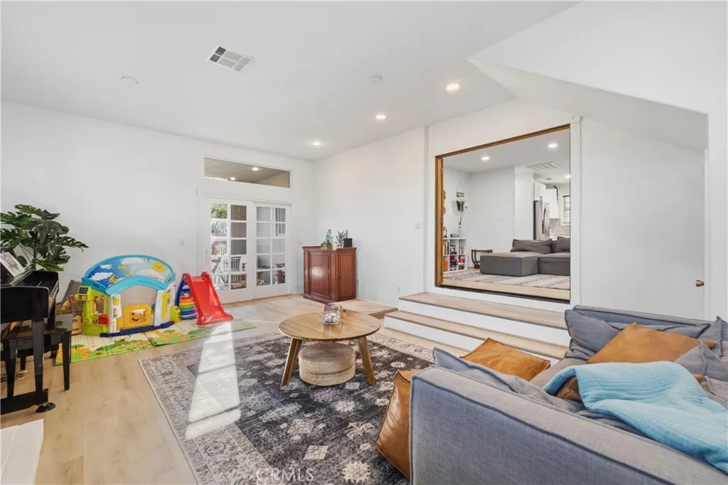 Additional image 40 of 25048 Wheeler Rd, Newhall, CA 91321