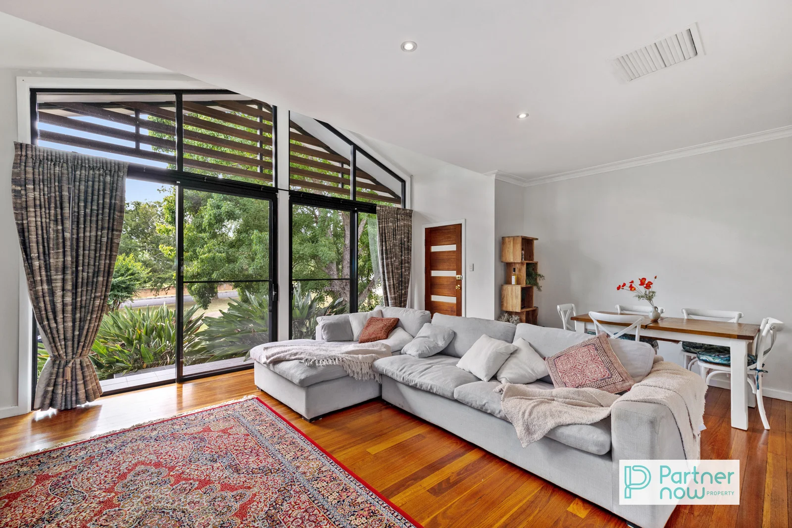 9 Darrell Road, Tamworth NSW 2340