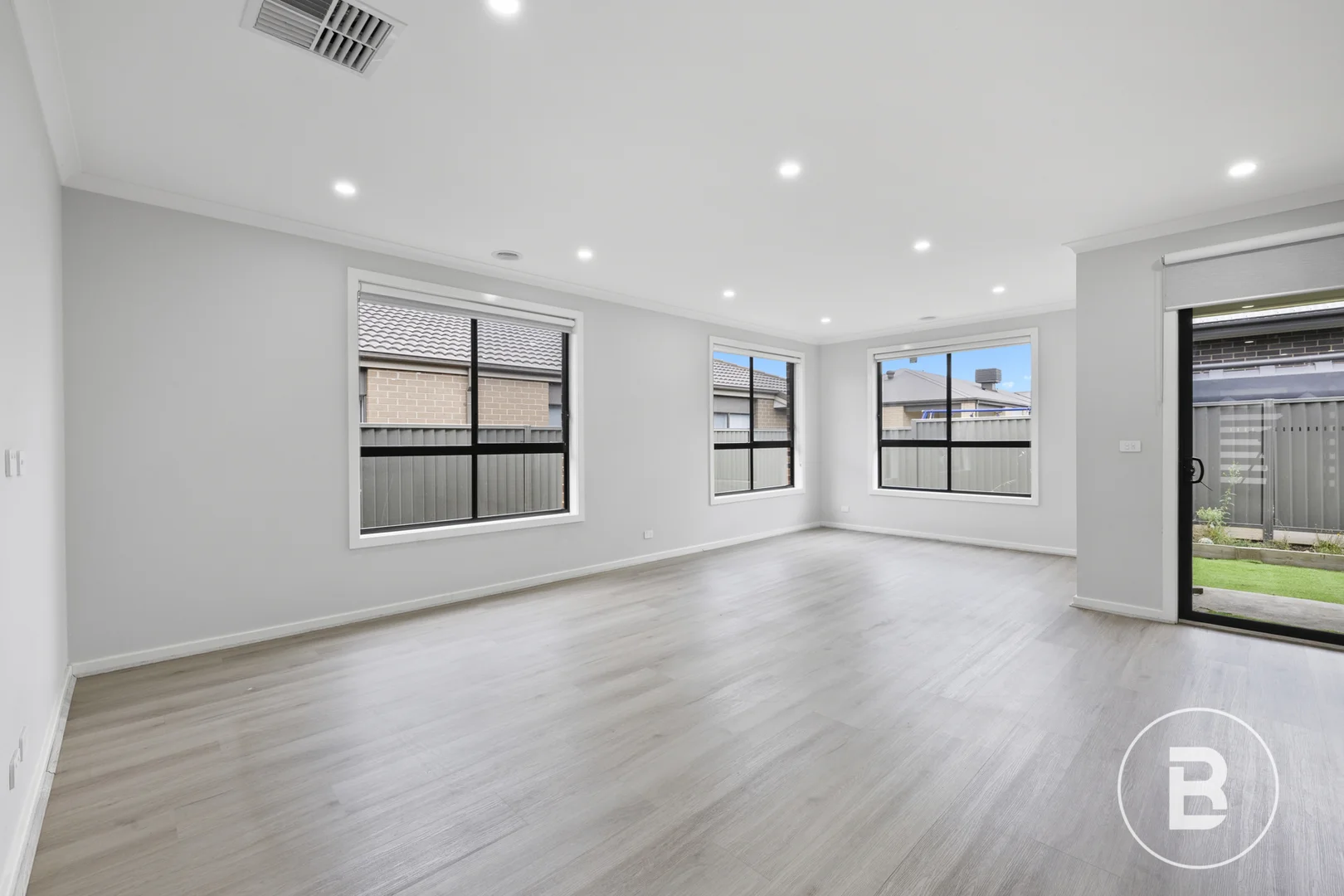 Additional image 3 of 10 Martland Street, Lucas VIC 3350