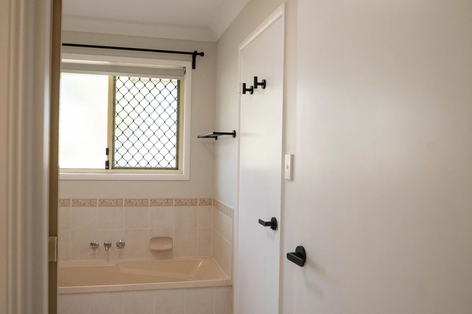 Additional image 16 of 7 Thornton Cl, Forest Lake QLD 4078