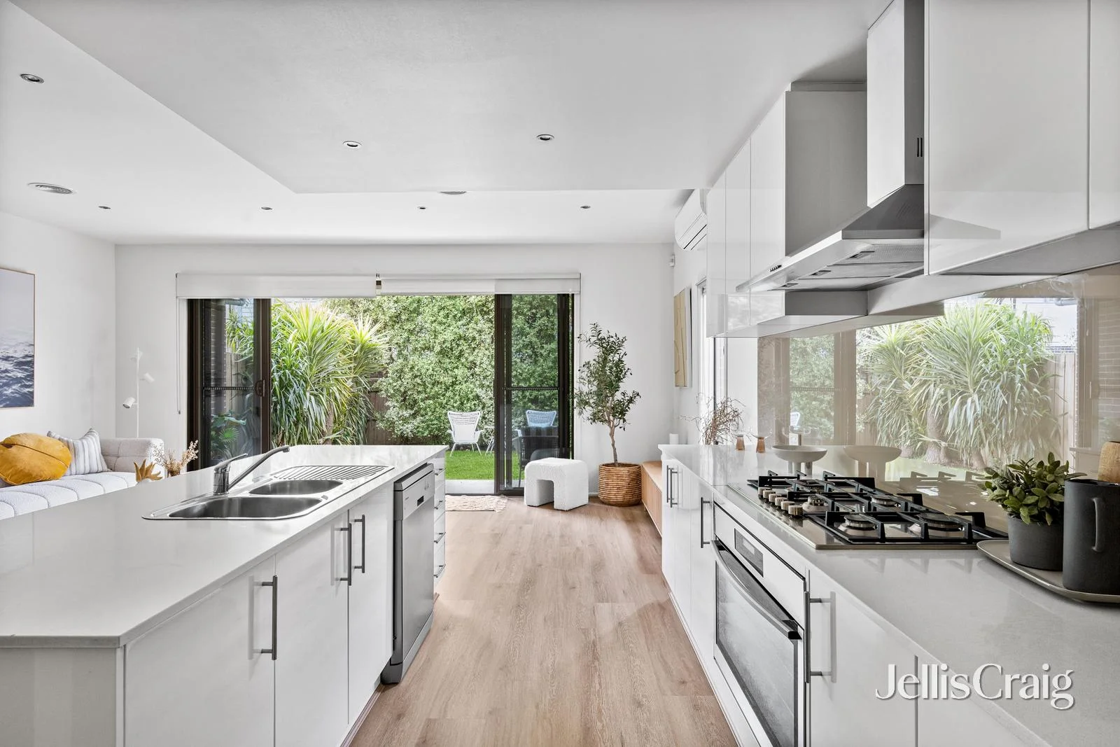 Additional image 3 of 11 Derham Street, Spotswood VIC 3015