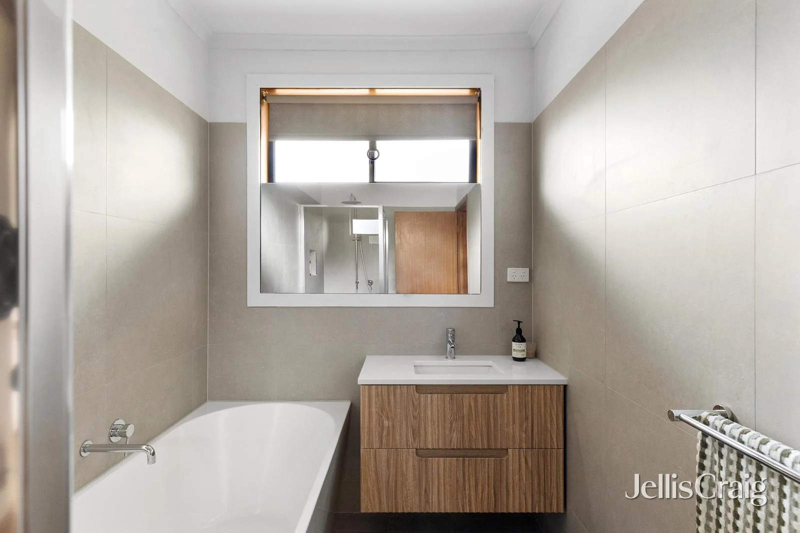 Additional image 9 of 28 Thomson Drive, Rosanna VIC 3084