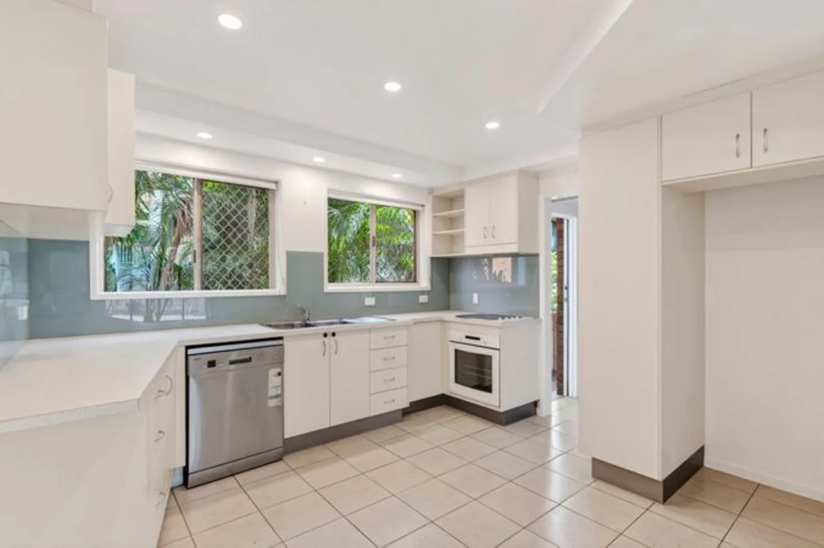 Additional image 4 of 6/28 Burleigh Street, Burleigh Heads QLD 4220