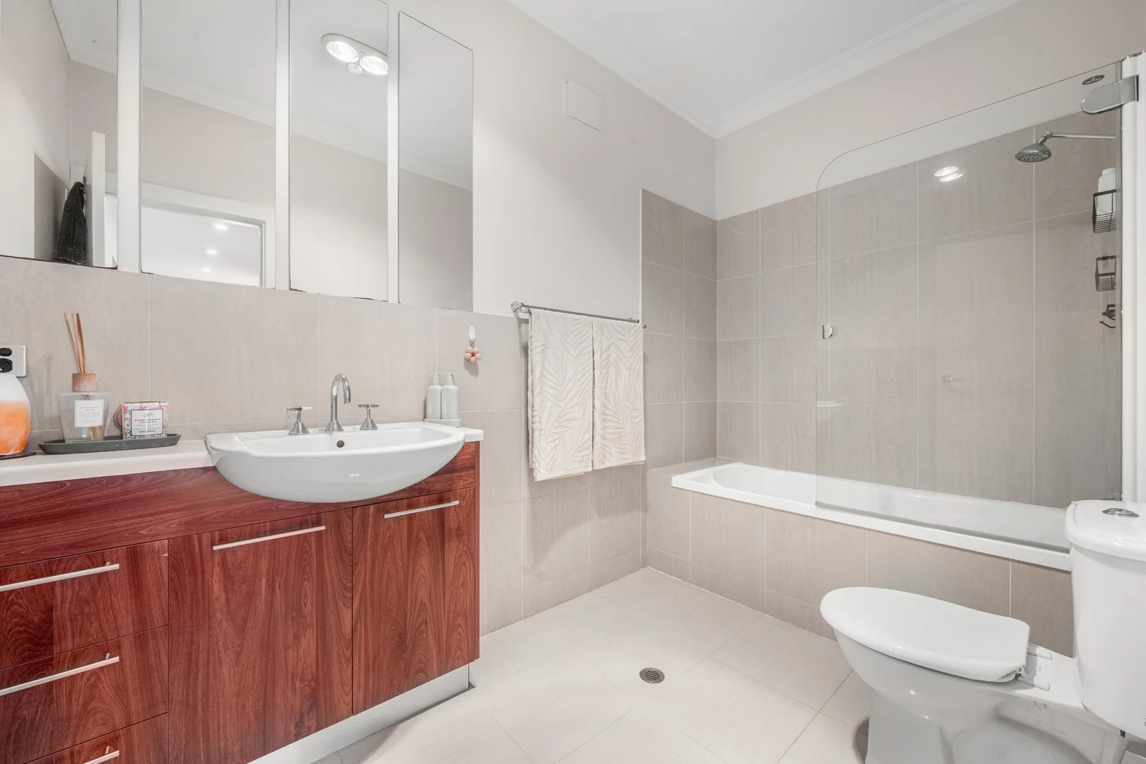 Additional image 13 of 2 Moorak Crescent, Mount Gambier SA 5290