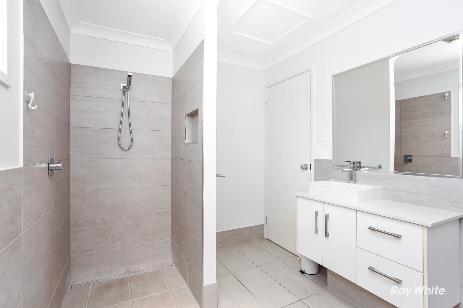 Additional image 13 of 3/39 Cedar Avenue, Taranganba QLD 4703