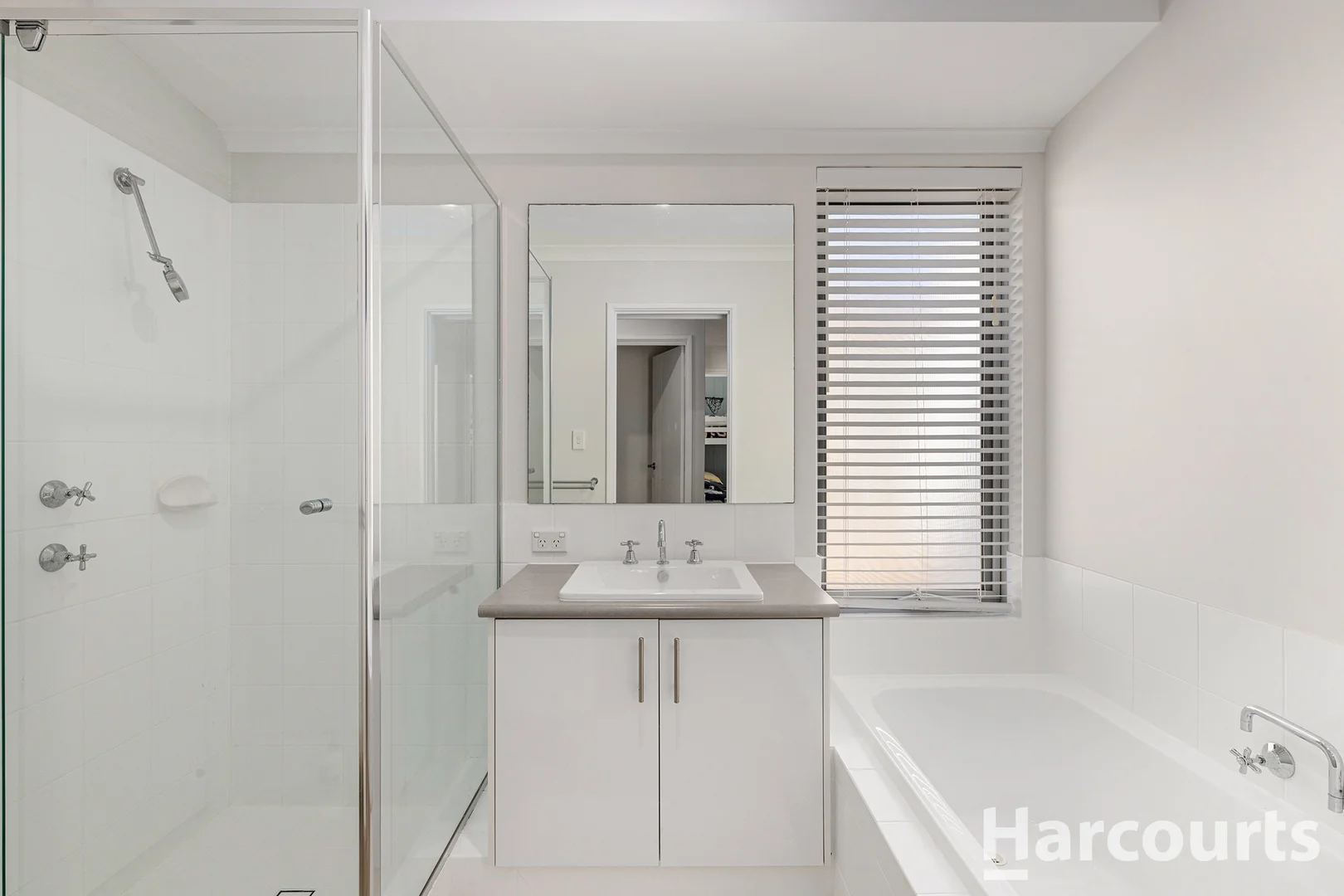 Additional image 21 of 27 Solandri Turn, Halls Head WA 6210