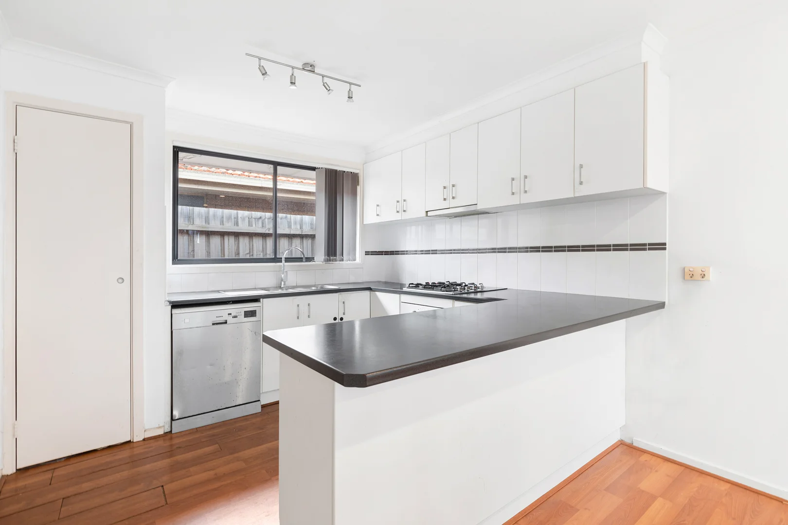 Additional image 3 of 1/58 Oriole Drive, Werribee VIC 3030