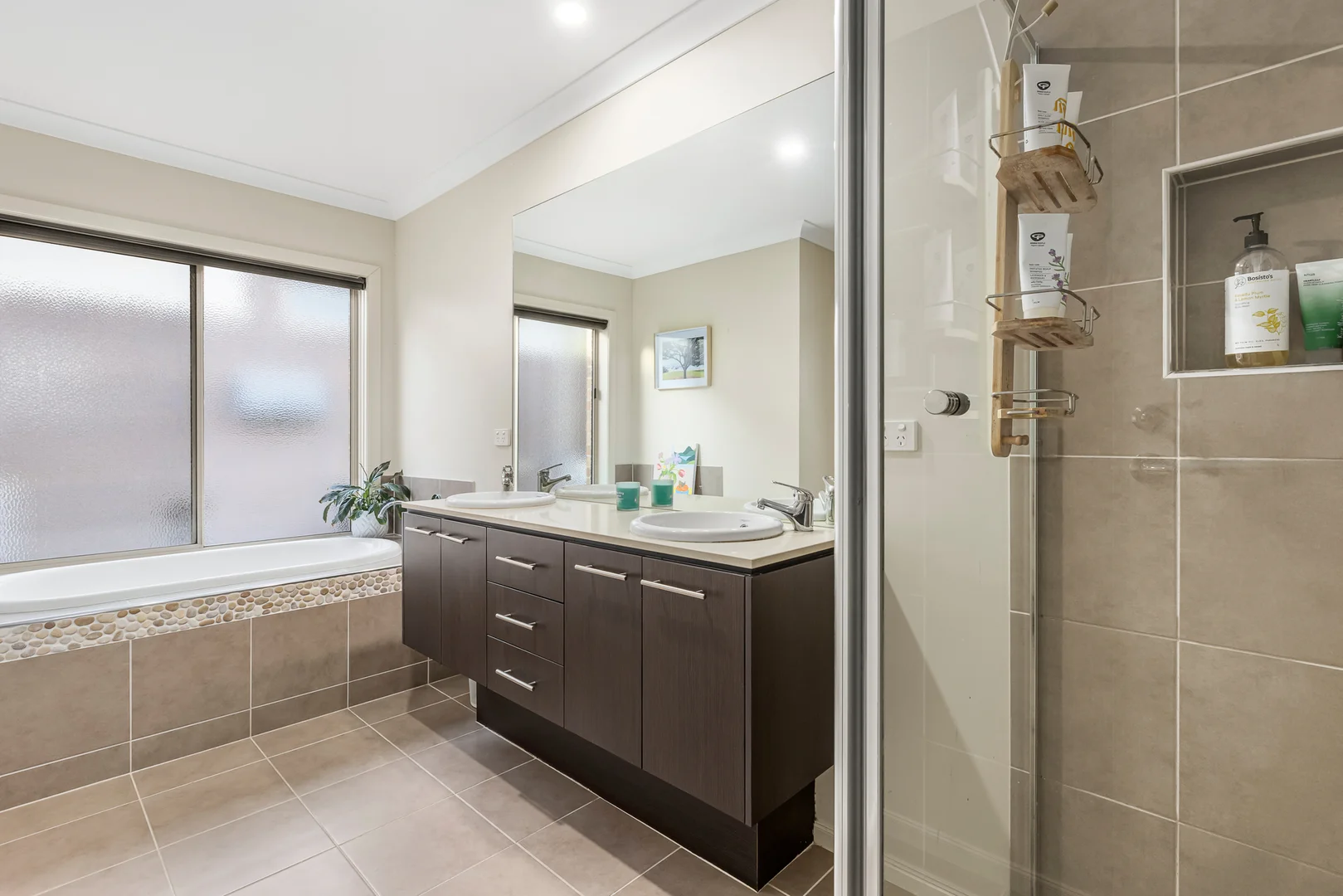 Additional image 13 of 18 Treevalley Drive, Doncaster East VIC 3109