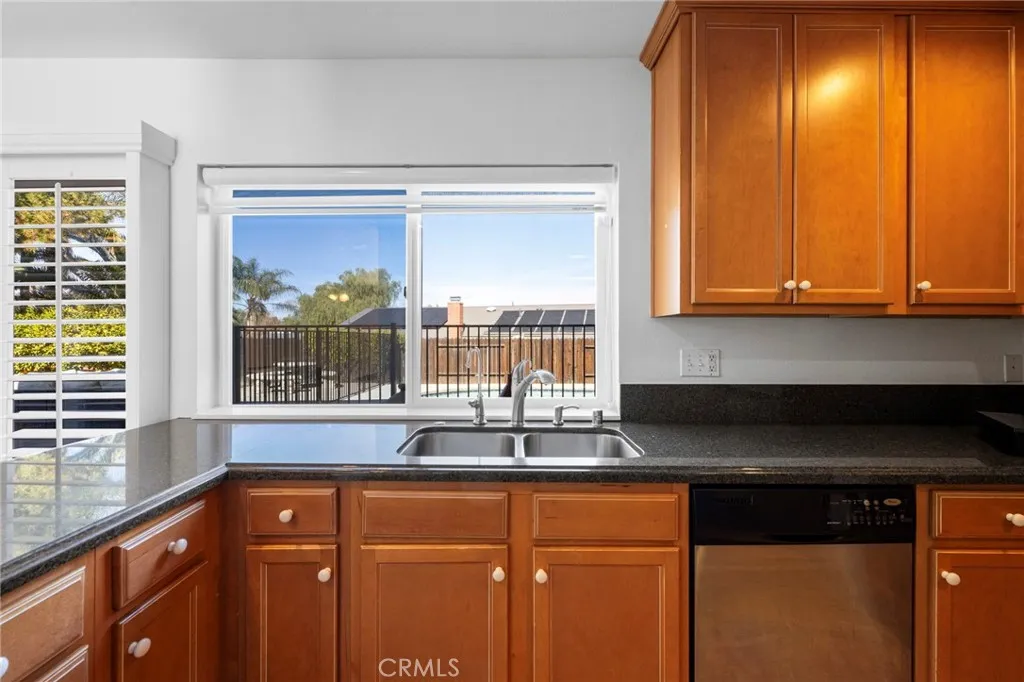 Additional image 80 of 1320 W Fern Ave, Redlands, CA 92373