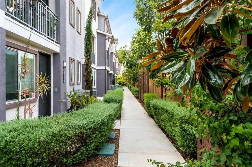 Additional image 4 of 1065 Sage Ln, Gardena, CA 90247