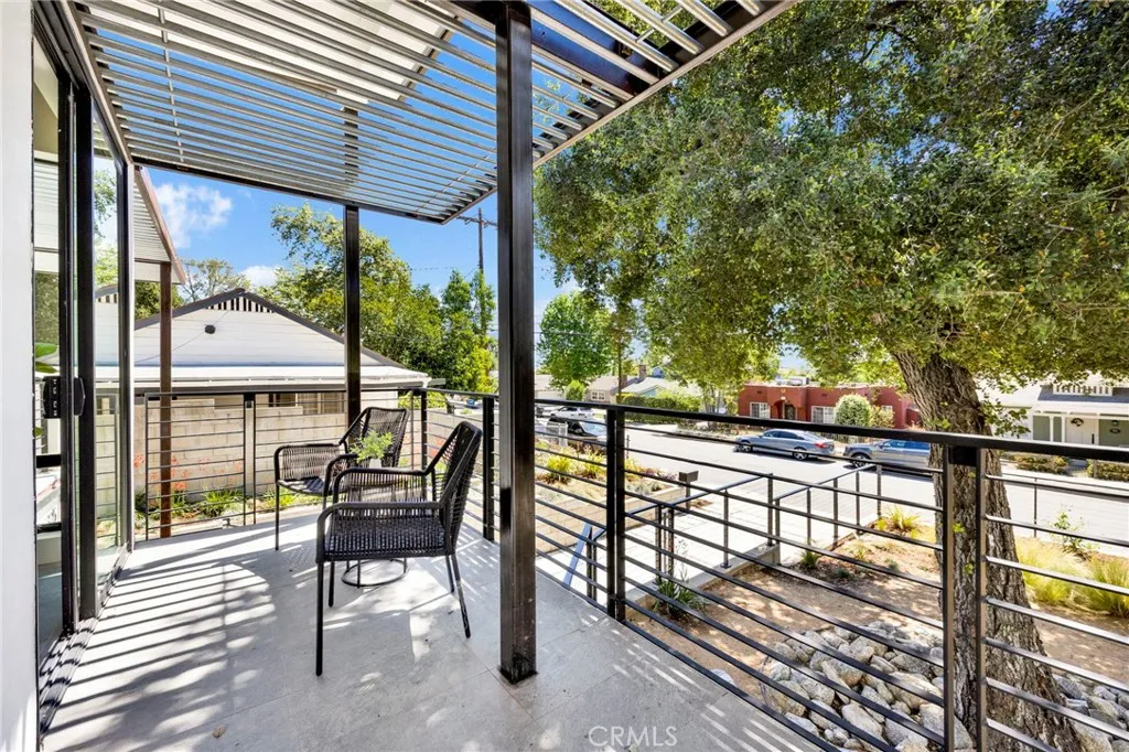 Additional image 104 of 325 W Grandview Avenue, Sierra Madre, CA 91024
