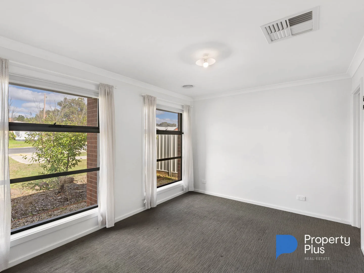 56 Wesley Street, Kangaroo Flat VIC 3555 photo 4