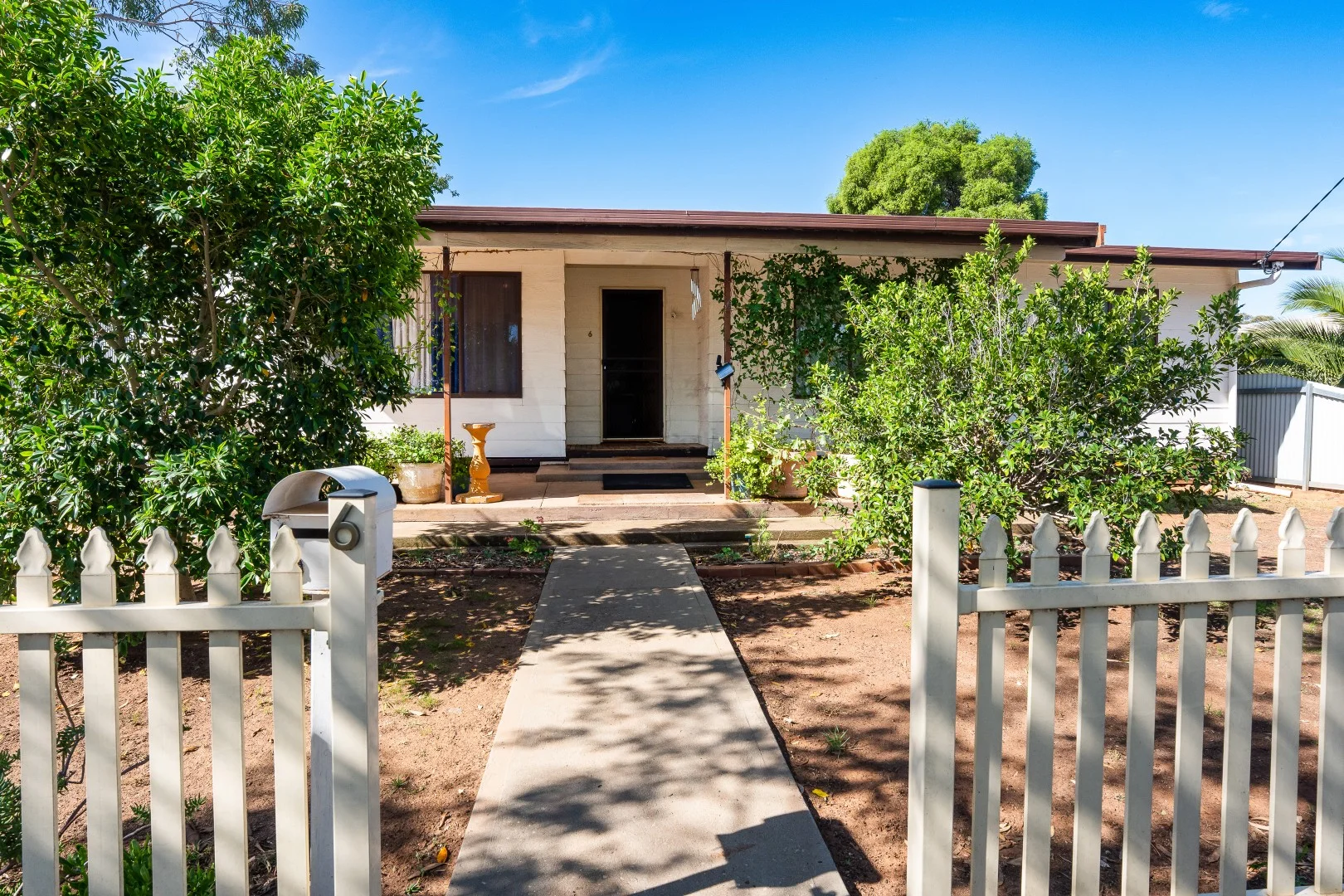 6 William Street, Urana NSW 2645