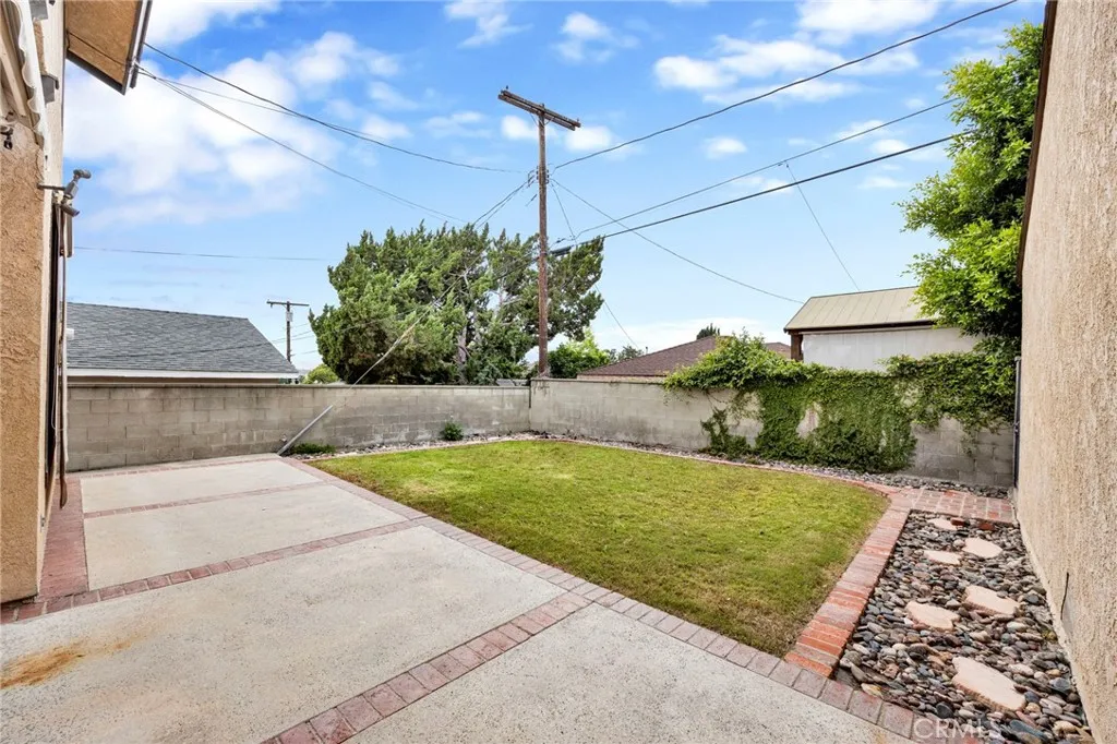 Additional image 96 of 633 Groton Drive, Burbank, CA 91504
