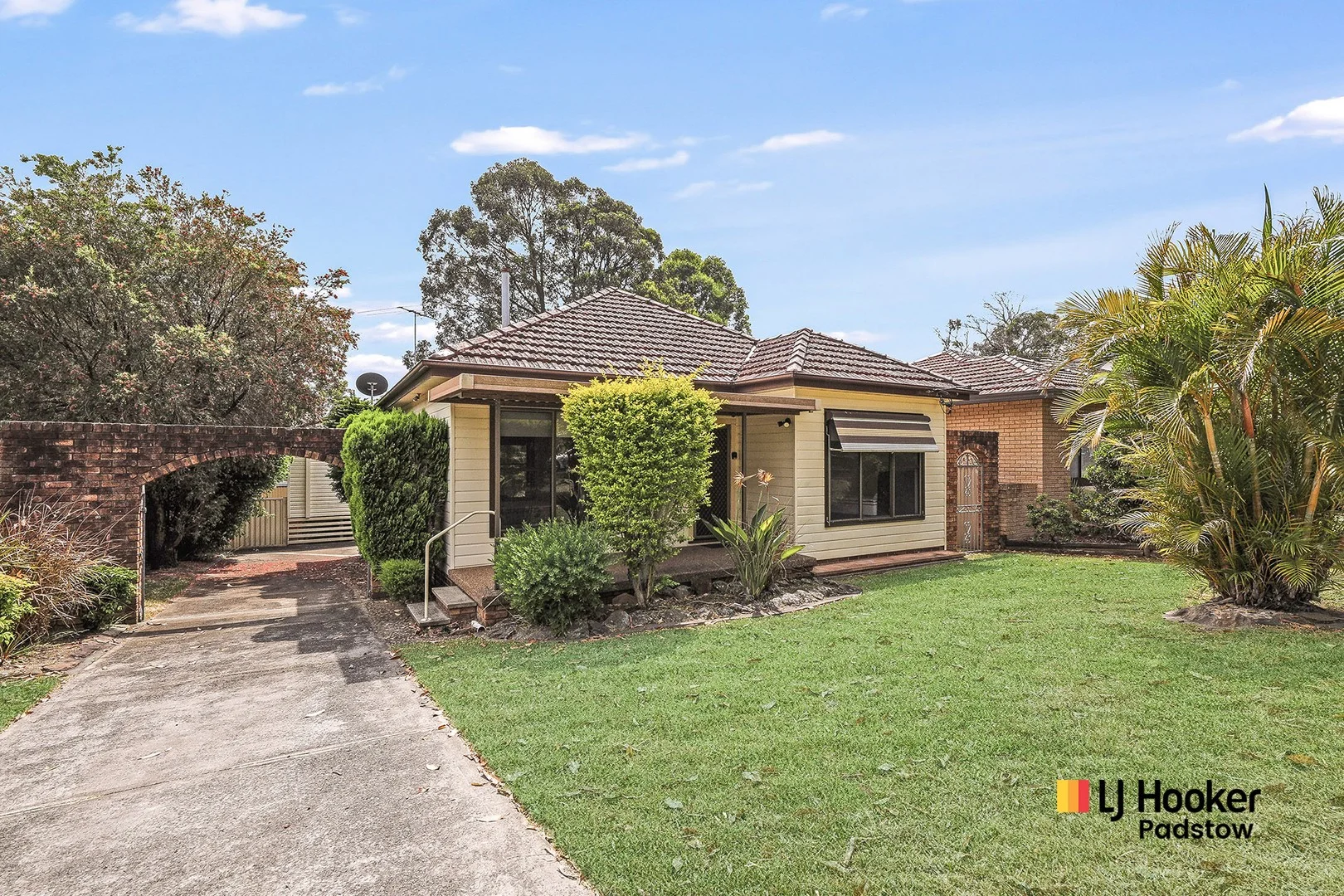 32 Parmal Avenue, Padstow NSW 2211