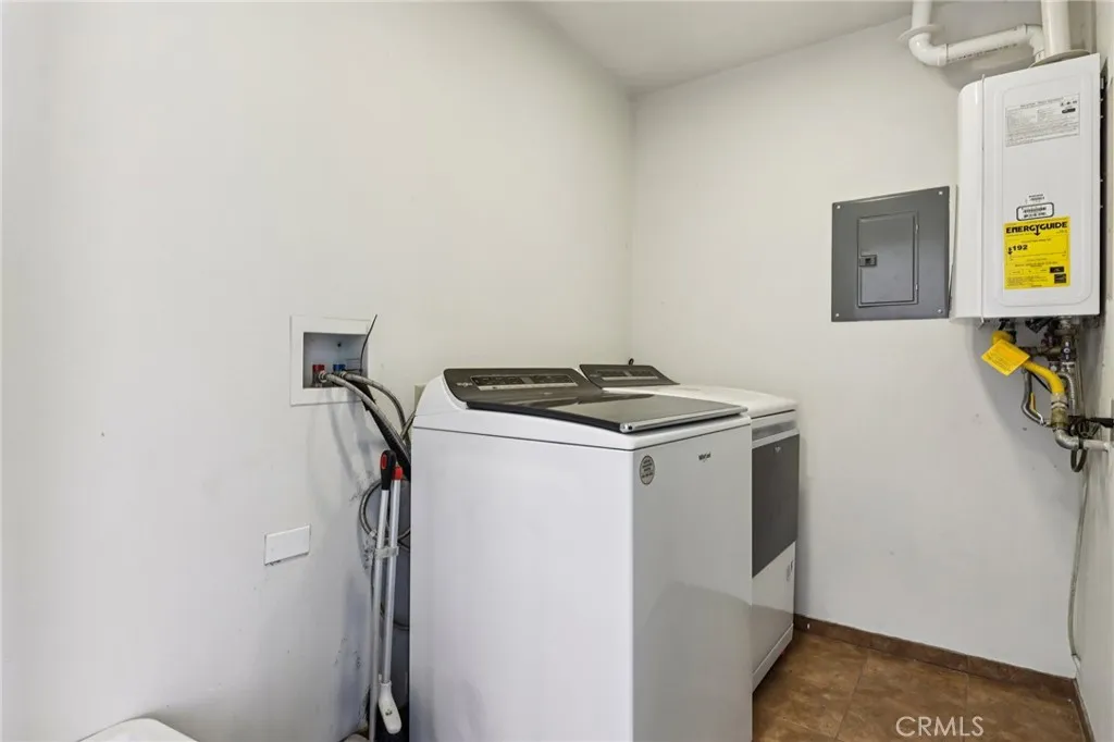 Additional image 40 of 105 E Meadow Lane, Big Bear City, CA 92314