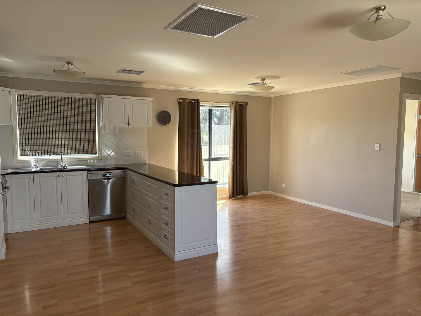 Additional image 7 of 28 Houghton Street, Jamestown SA 5491