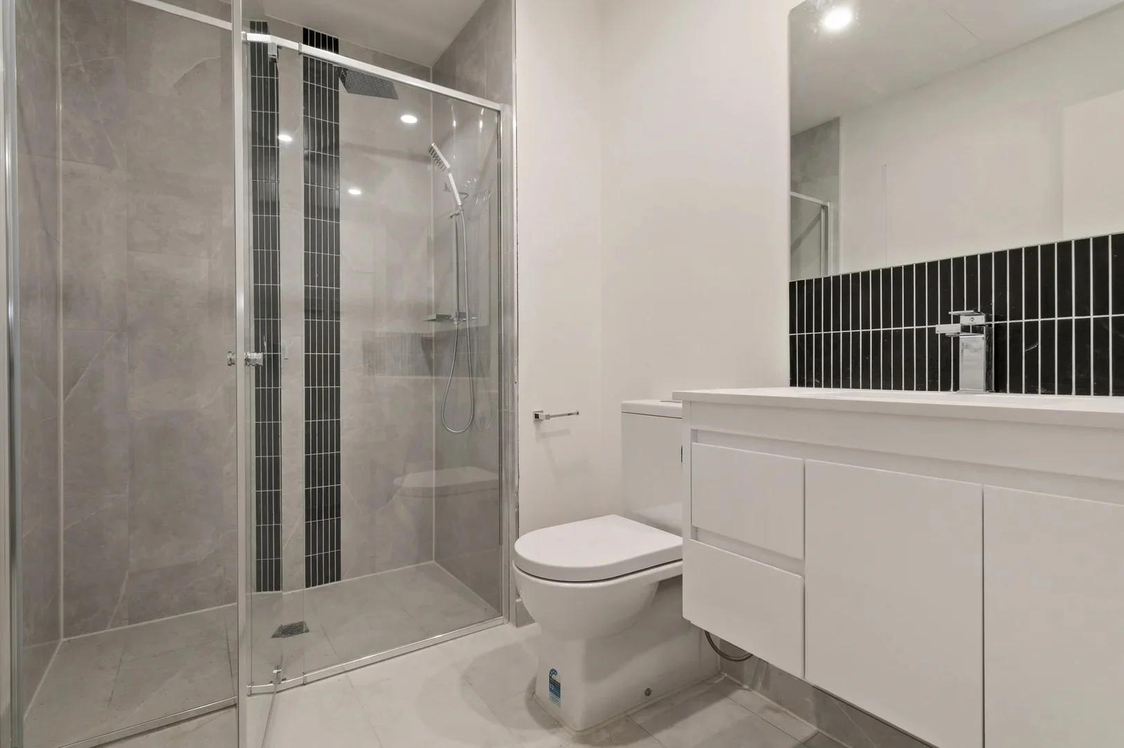 Additional image 6 of 109/14-16 Springfield Avenue, Croydon VIC 3136