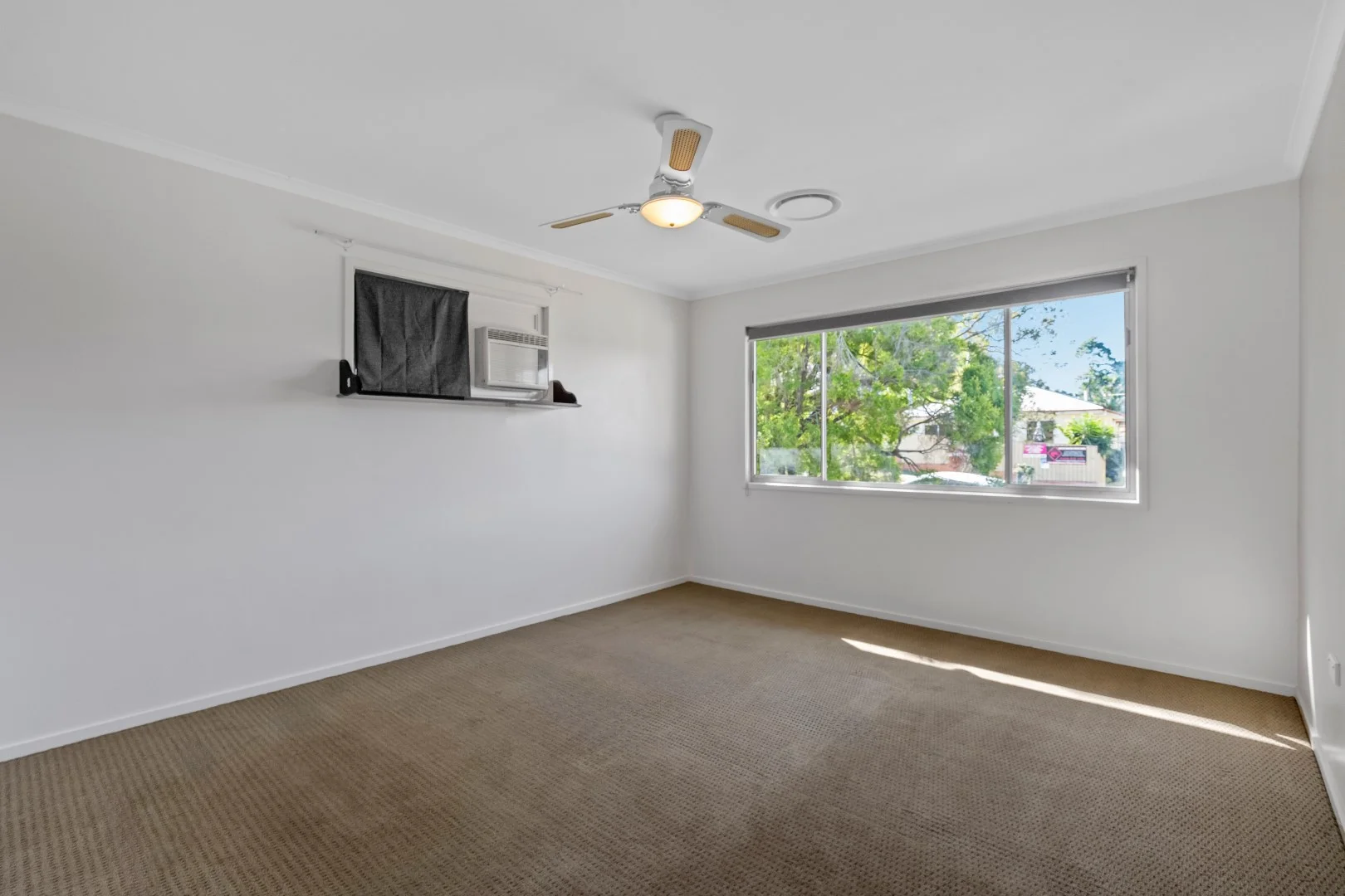 Additional image 8 of 221 Blackstone Road, Silkstone QLD 4304