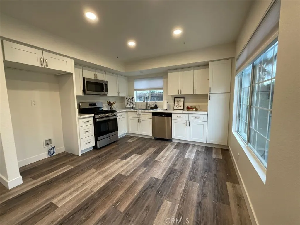 Additional image 8 of 8028 Sorrento Street, Fontana, CA 92336
