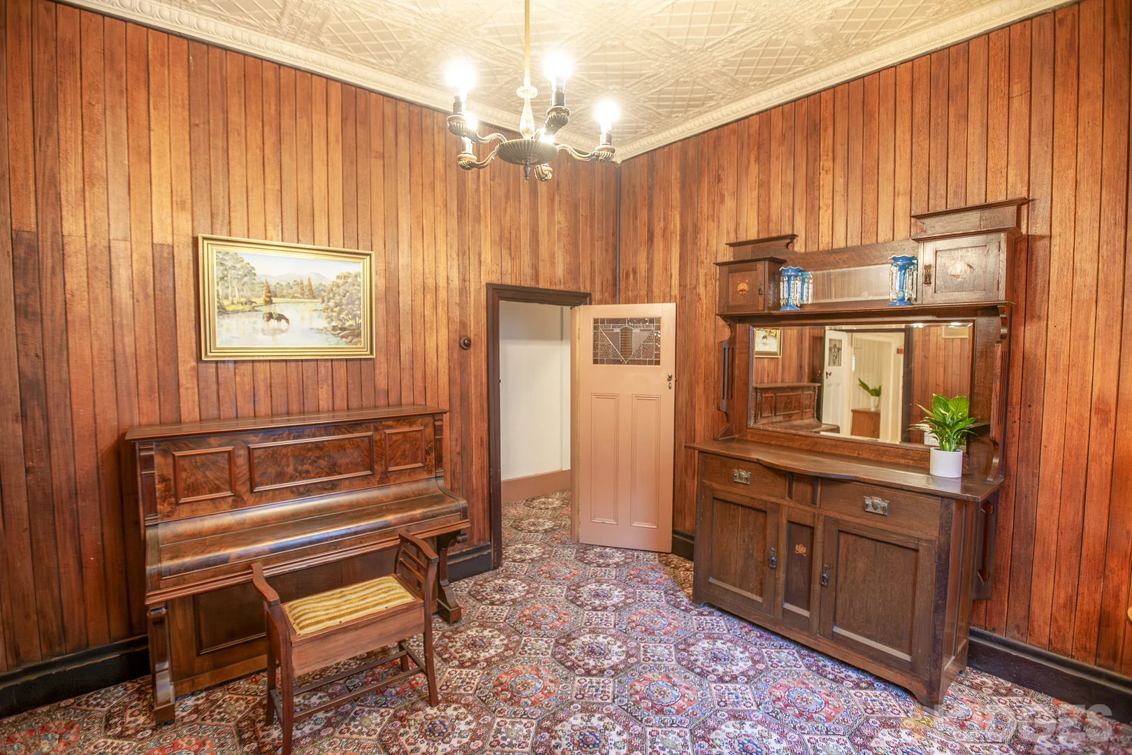 Additional image 7 of 32 Holyrood Street, Hampton VIC 3188