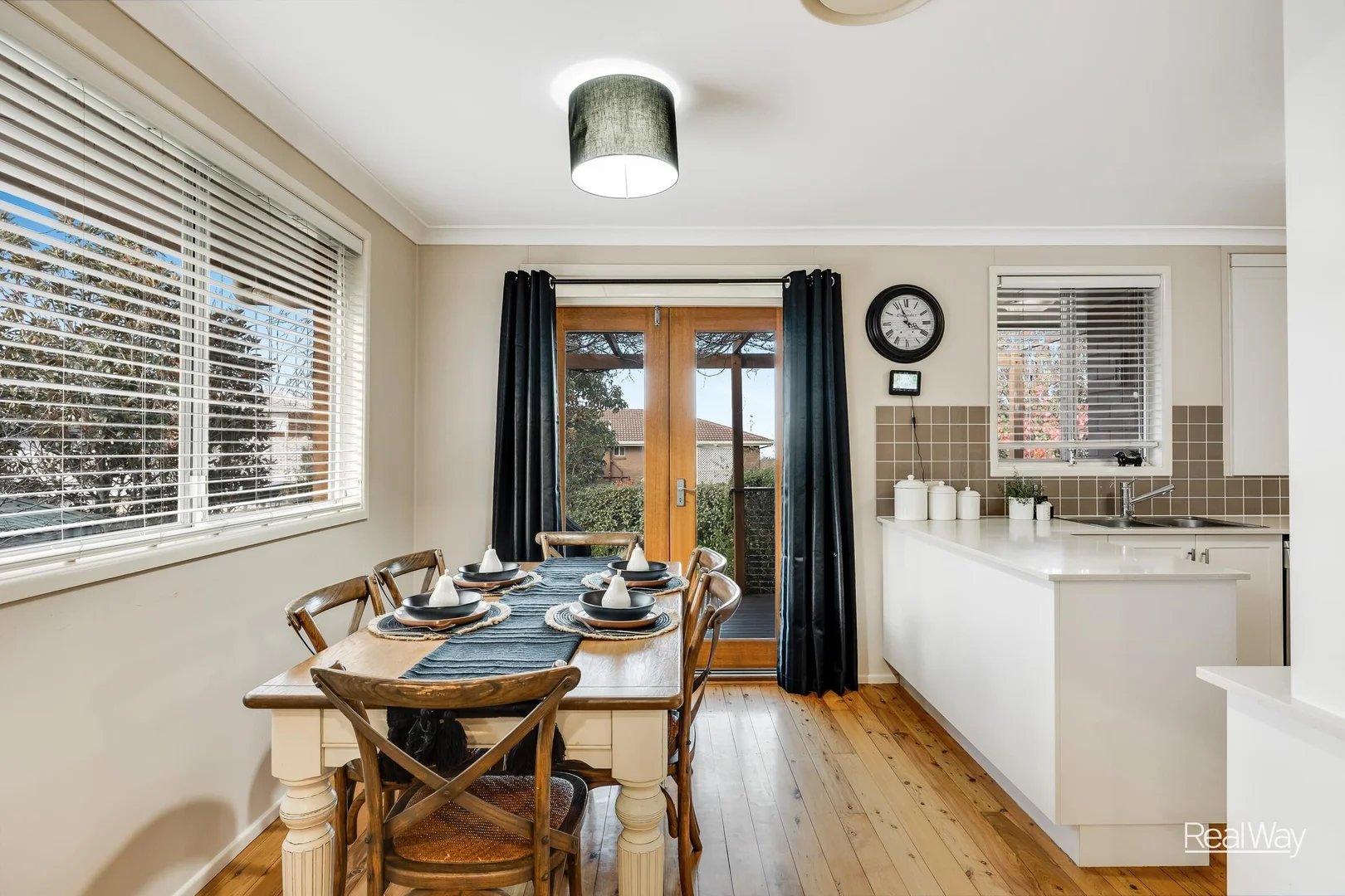 Additional image 9 of 16 Talinga Street, Mount Lofty QLD 4350