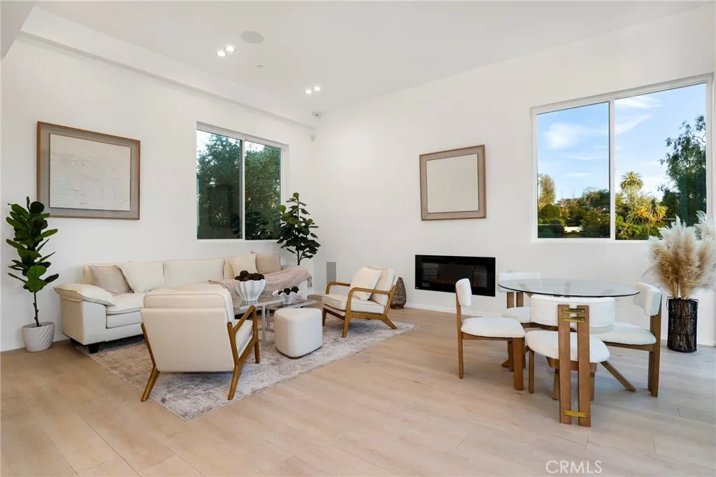 Additional image 81 of 2309 Cove Avenue, Los Angeles, CA 90039