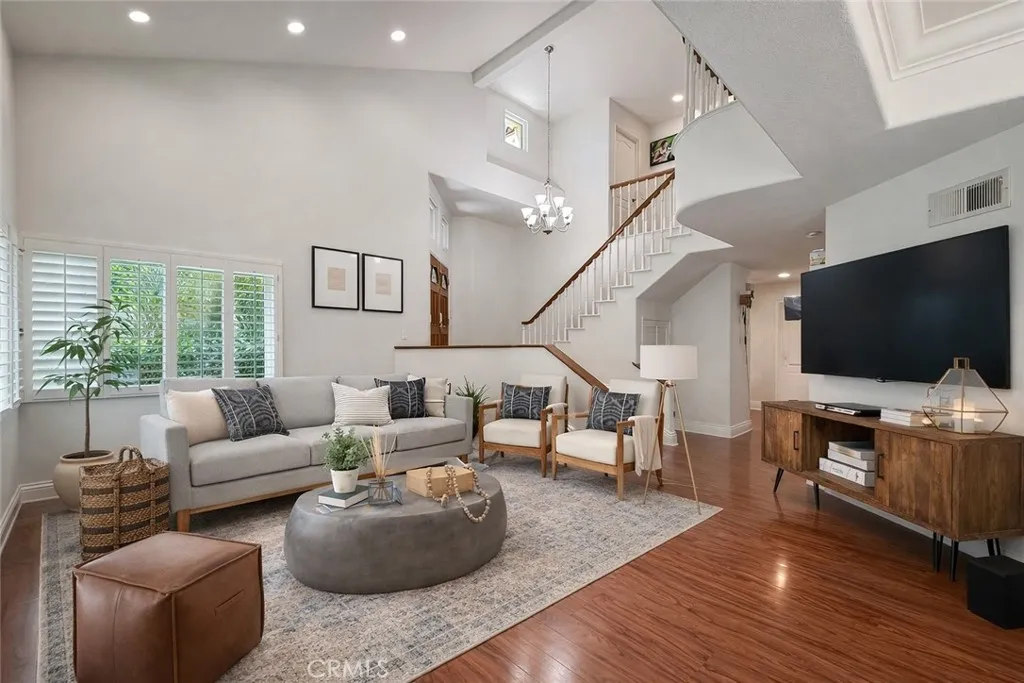 Additional image 12 of 7204 University Drive, Moorpark, CA 93021