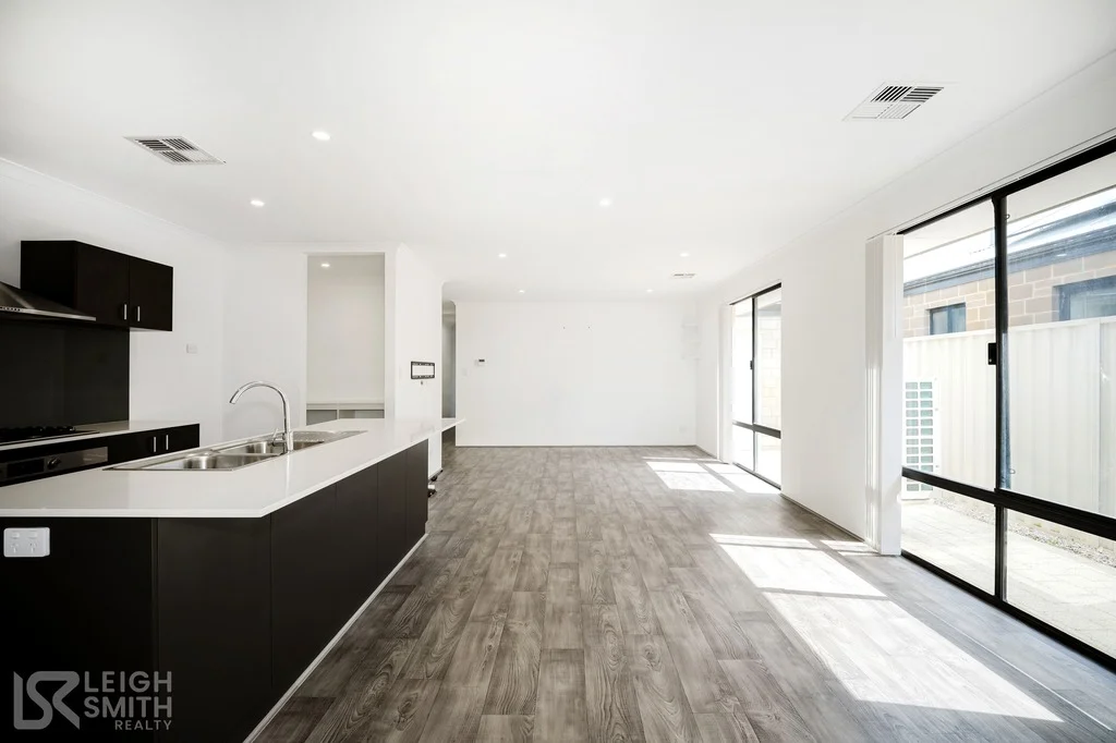 Additional image 8 of 76 Greenpoint Way, Hilbert WA 6112