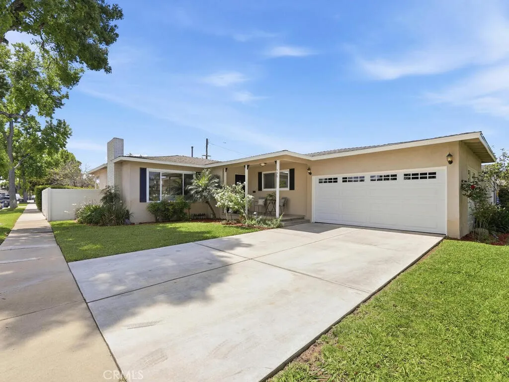 Additional image 79 of 422 E 22nd St, Santa Ana, CA 92706