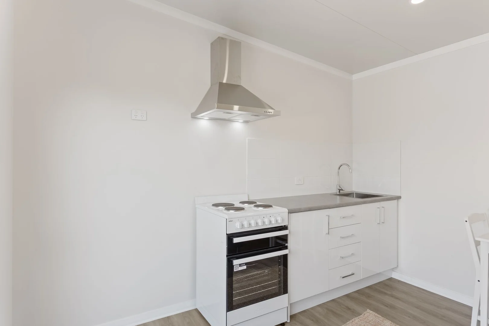 Additional image 8 of Granny flat 1/155 Berwick St, Victoria Park WA 6100