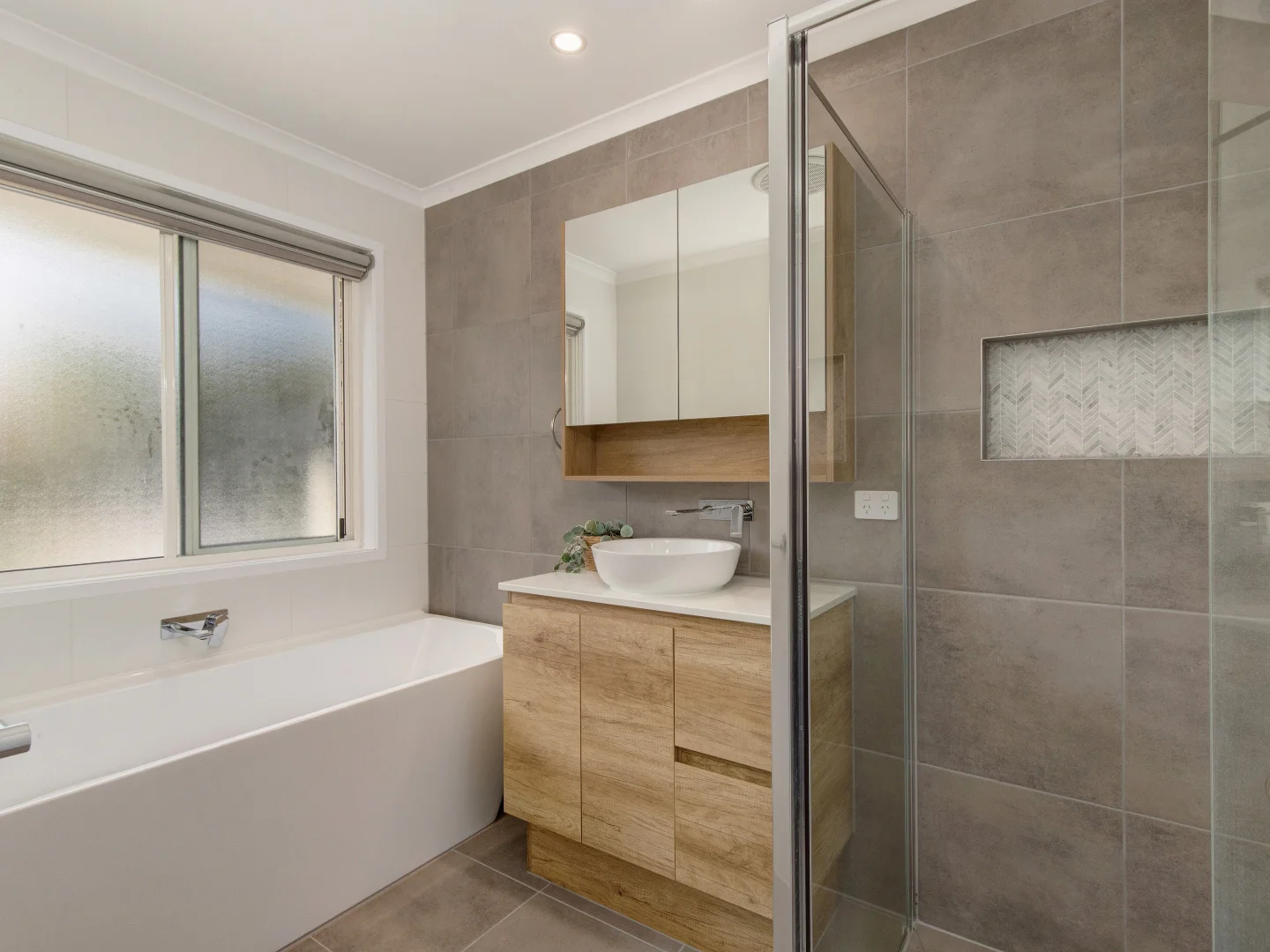 Additional image 12 of 34 Merridown Drive, Merrimac QLD 4226