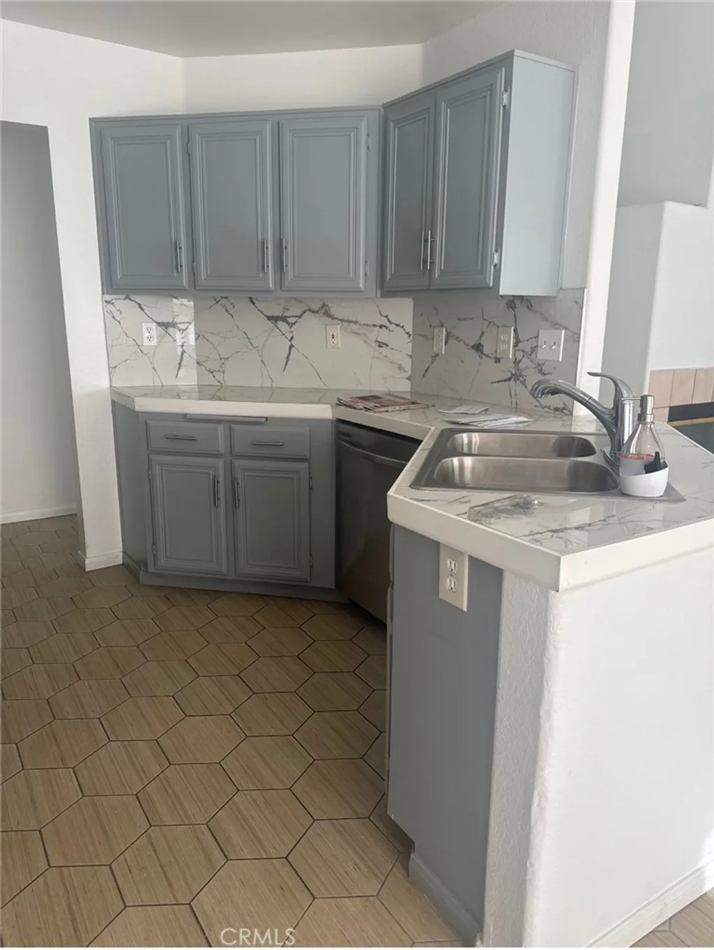 14554 Monterey Pl, Adelanto, CA 92301 photo 5