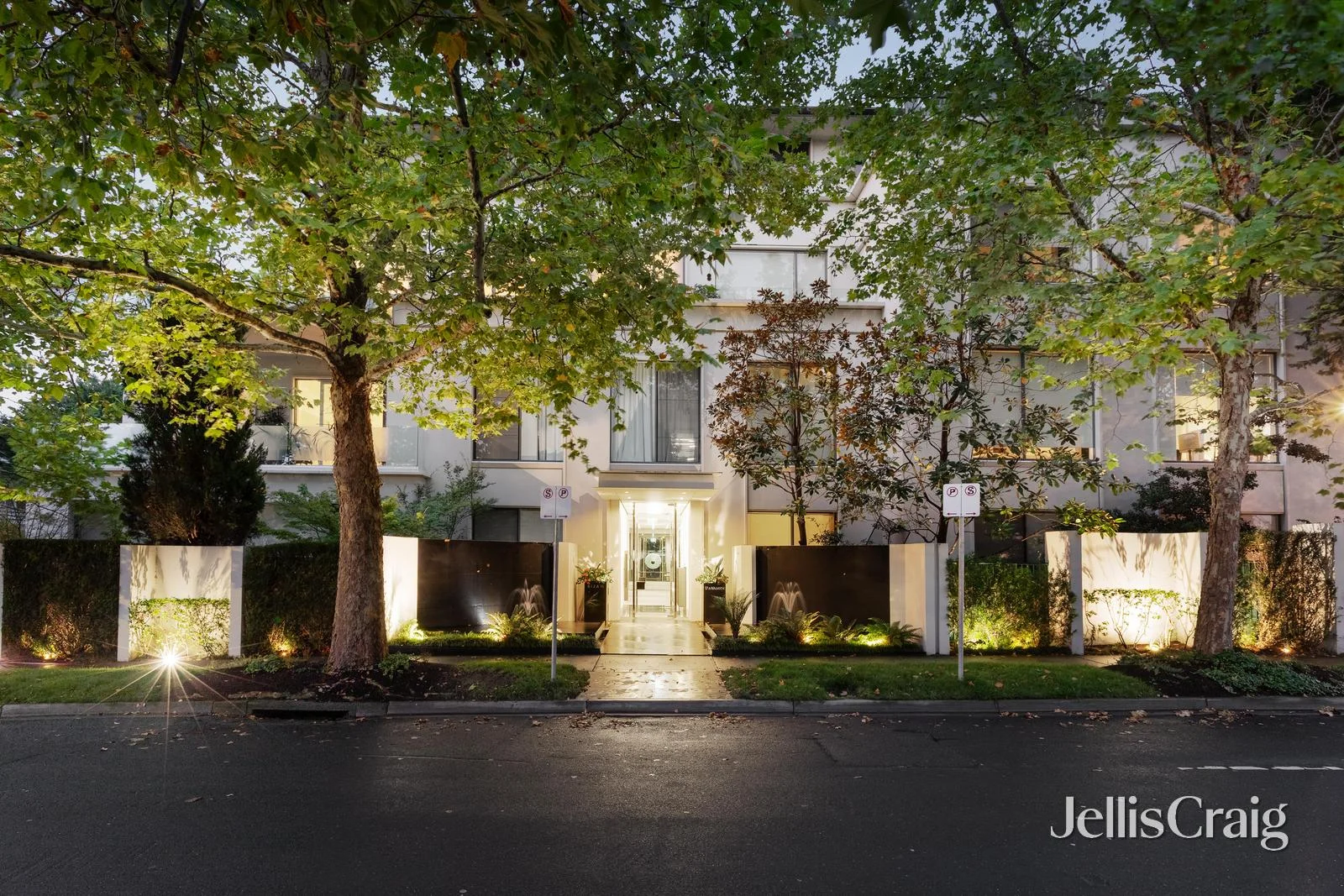 Additional image 20 of 8/17 Myamyn Street, Armadale VIC 3143