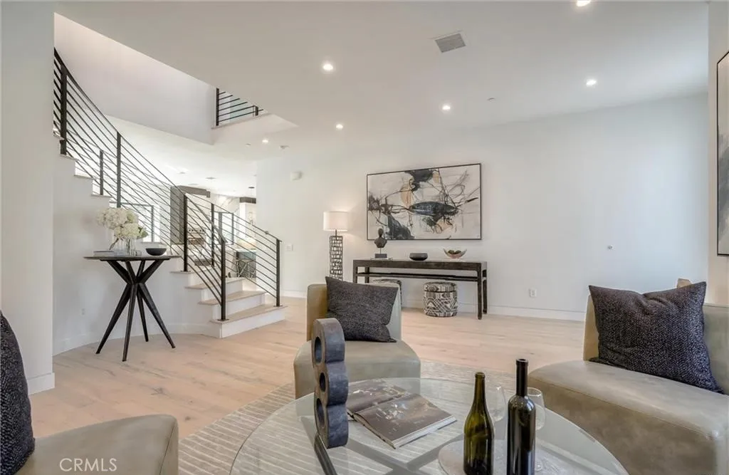 Additional image 70 of 15926 Morrison St, Encino, CA 91436