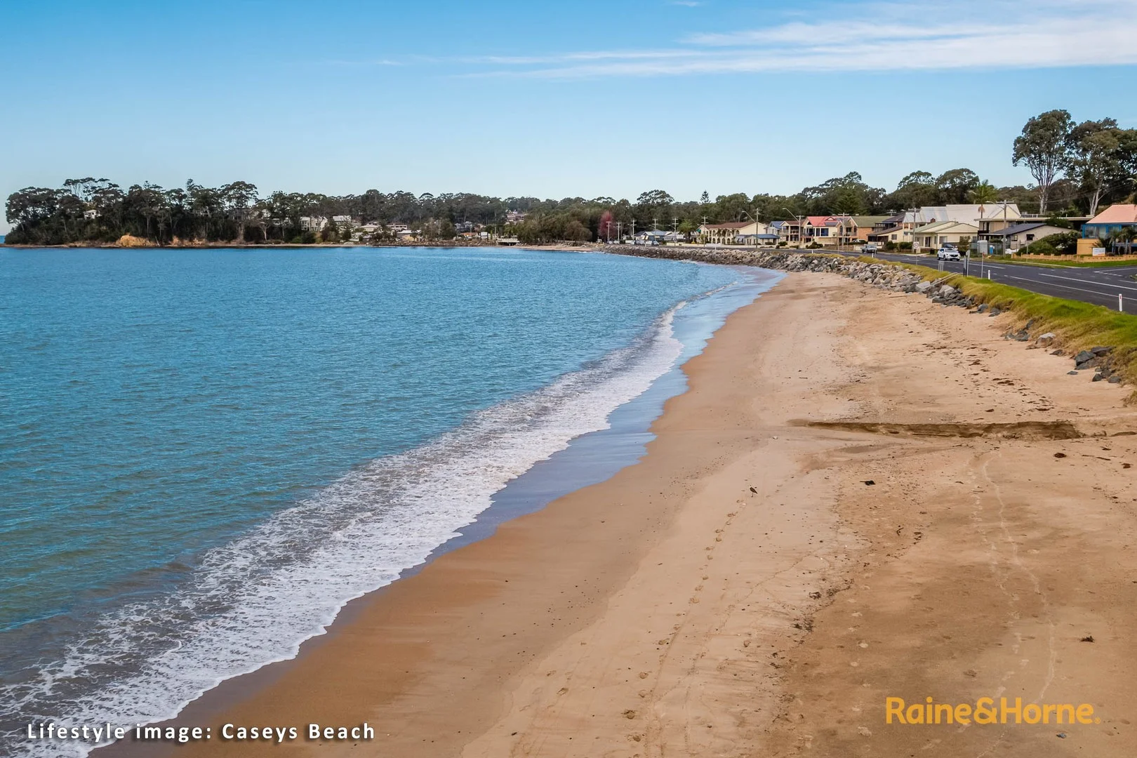 328 Beach Road, Batehaven NSW 2536