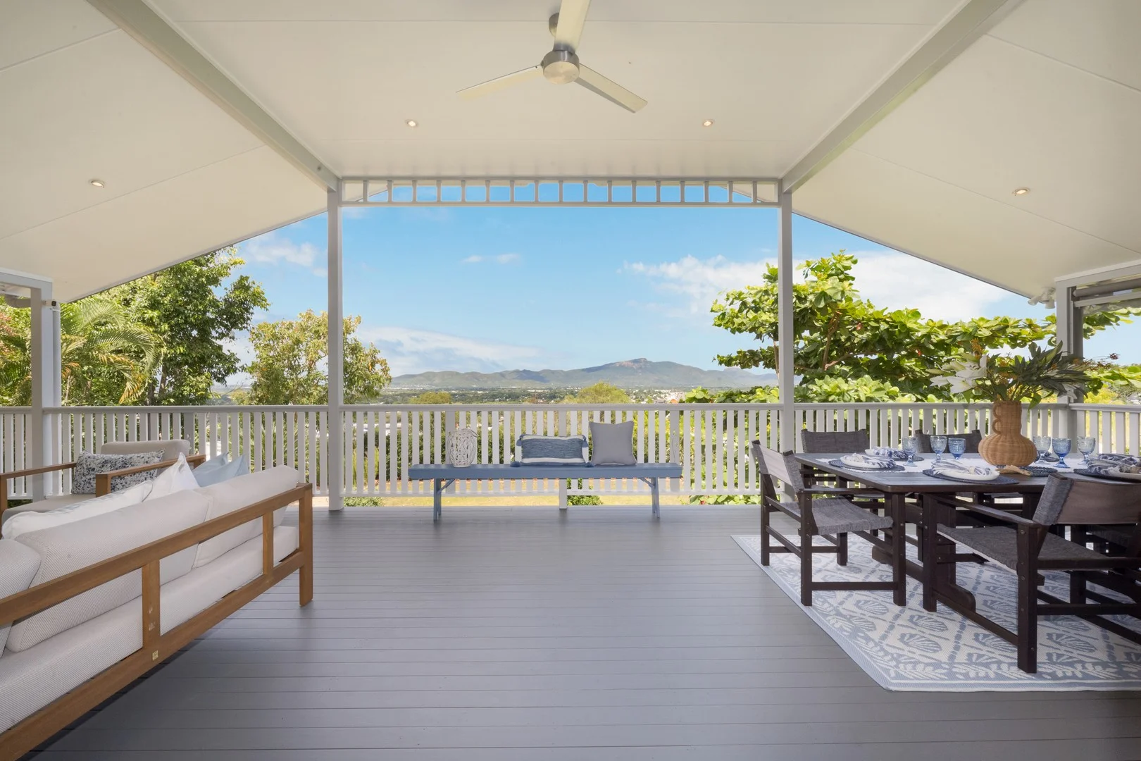 12 Scully Street, West End QLD 4810
