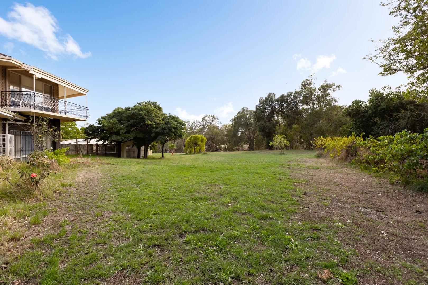 Additional image 18 of 8 Mckenize Grove, Kelmscott WA 6111