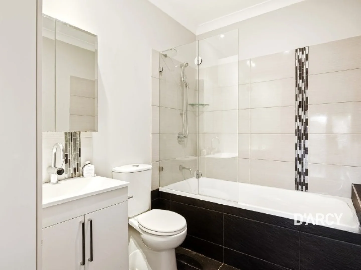 Additional image 6 of 2/23 Woodstock Road, Toowong QLD 4066