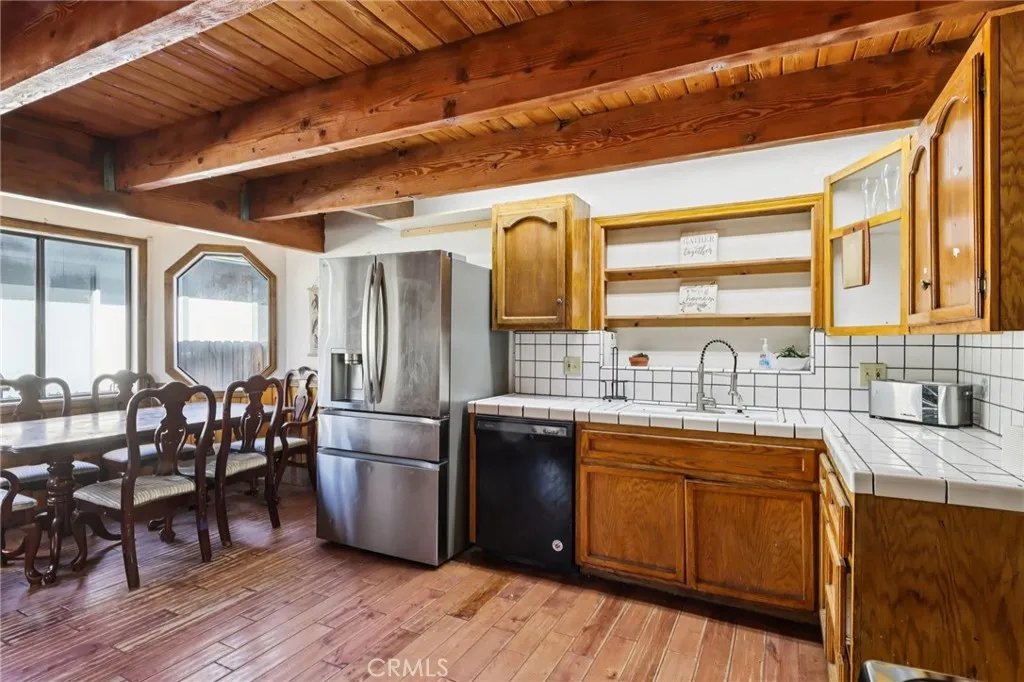 Additional image 29 of 105 E Meadow Lane, Big Bear City, CA 92314