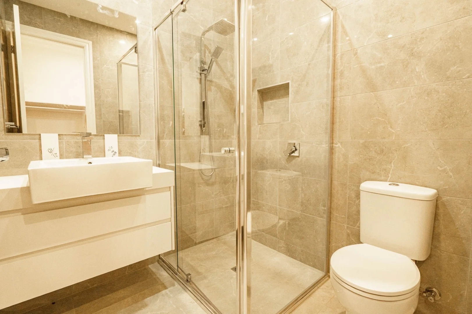 Additional image 8 of 2/322 Blackburn Road, Glen Waverley VIC 3150
