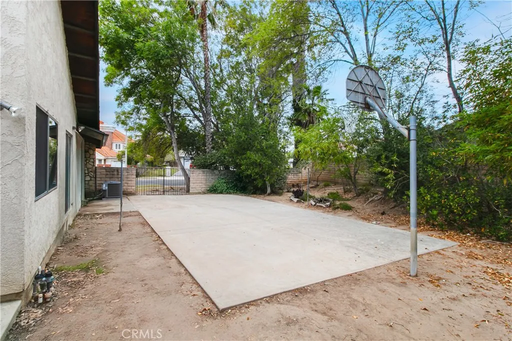 Additional image 112 of 11050 Baile Avenue, Chatsworth, CA 91311