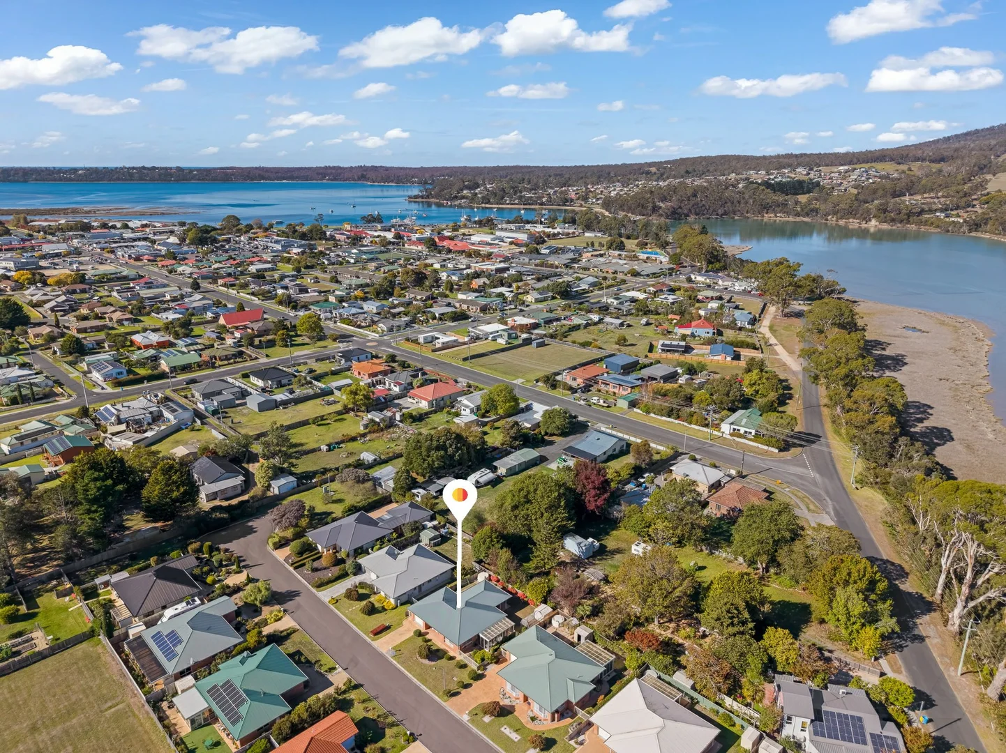 8 Nautilus Place, St Helens TAS 7216 photo 2