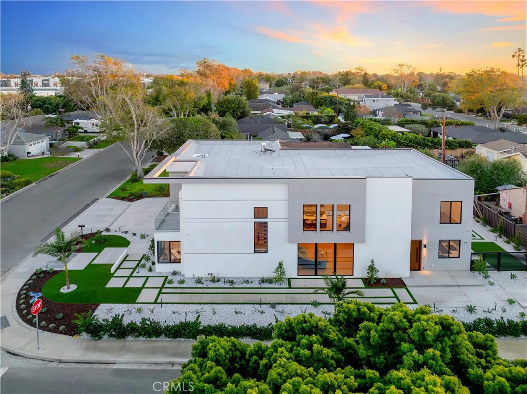 Additional image 95 of 853 Oak St, Costa Mesa, CA 92627