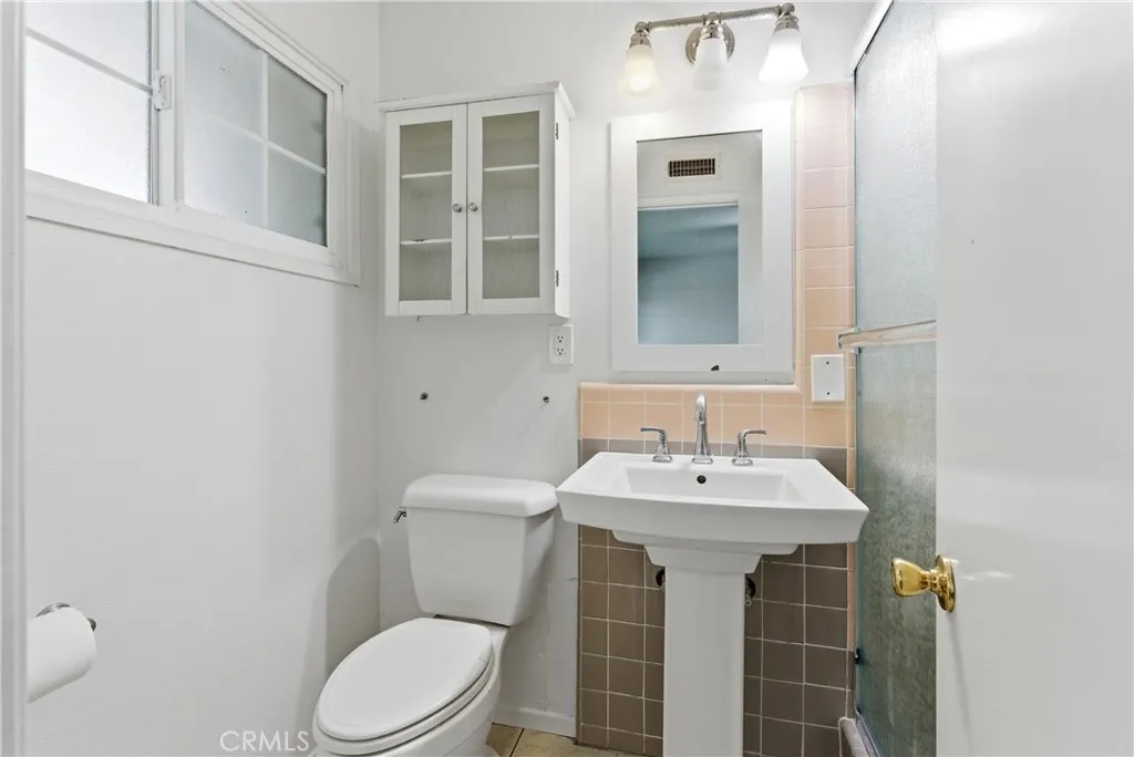 Additional image 52 of 186 Buoy St, Costa Mesa, CA 92627