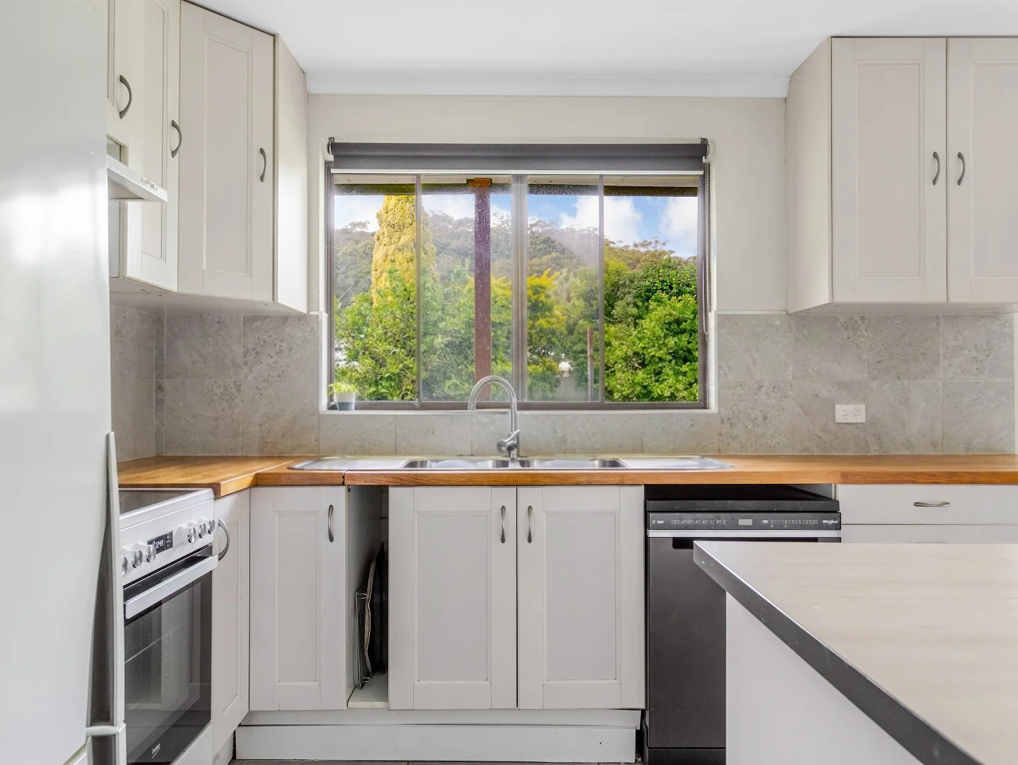 Additional image 8 of 9 Eugenia Place, Maloneys Beach NSW 2536