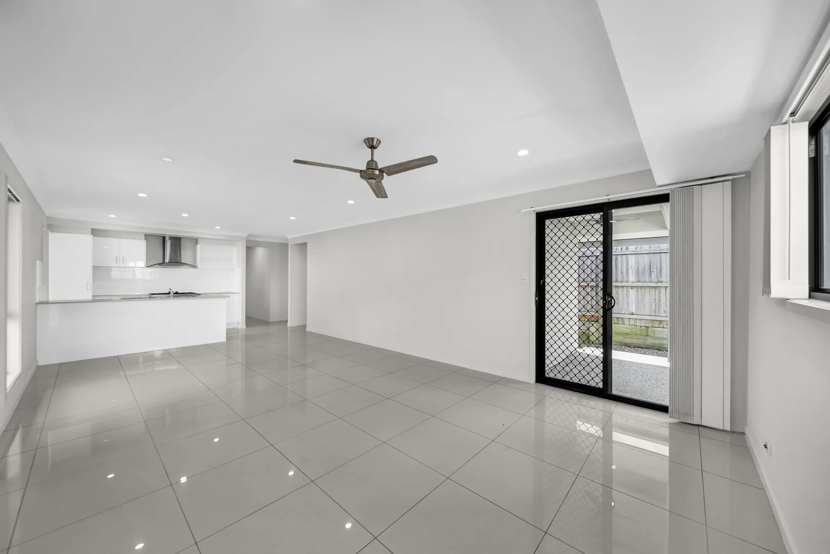 Additional image 3 of 60 Pepper Tree Drive, Holmview QLD 4207
