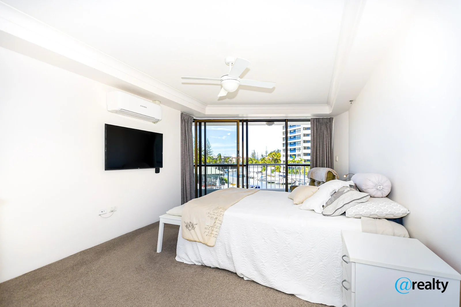 Additional image 12 of unit 4/21 Bayview Street, Runaway Bay QLD 4216