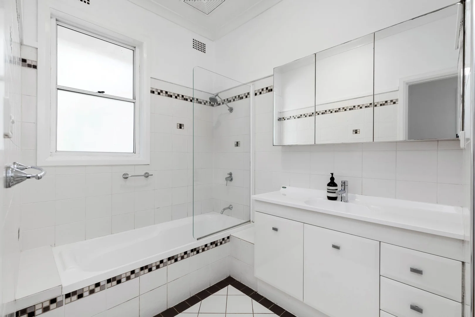 Additional image 10 of 158 Northcott Drive, Adamstown Heights NSW 2289