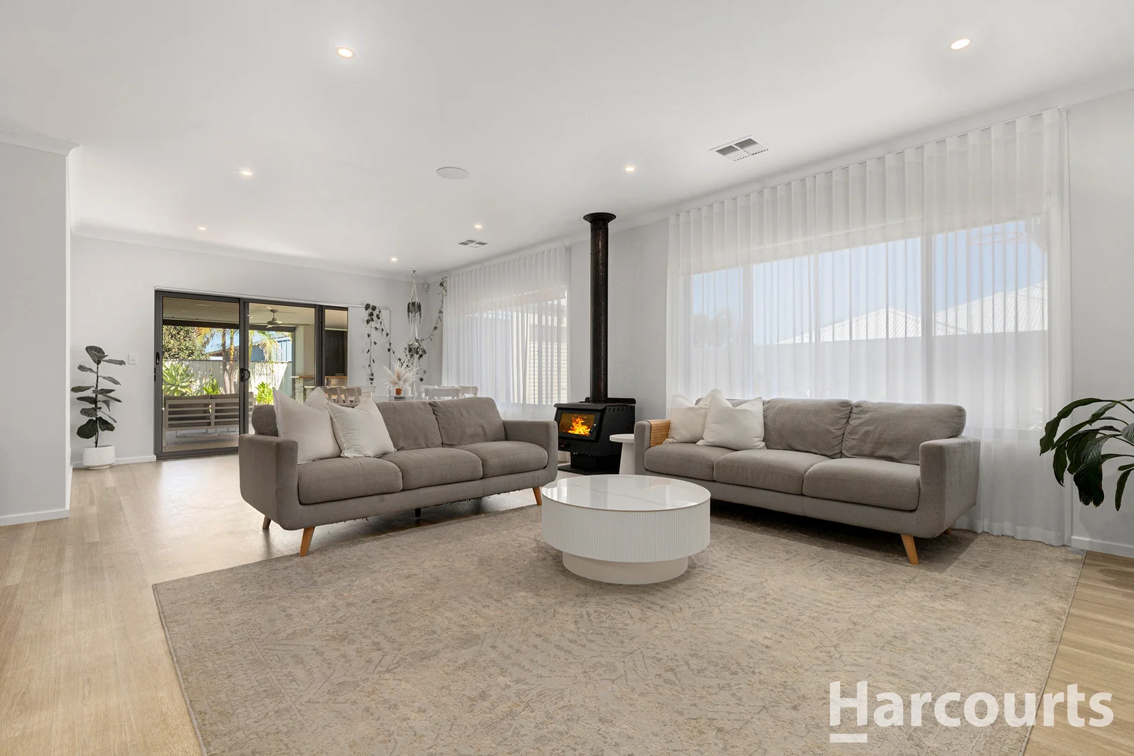 Additional image 4 of 27 Solandri Turn, Halls Head WA 6210